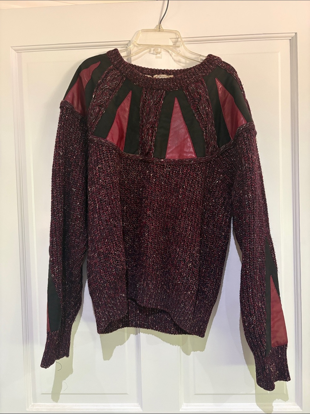 Vintage Women's Maroon Crewneck Sweater with Black Panel Accents